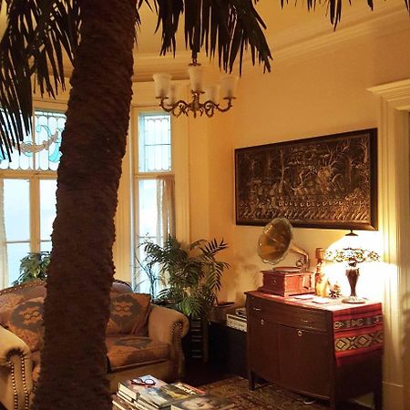 Auberge King Edward Bed And Breakfast Отава Екстериор снимка